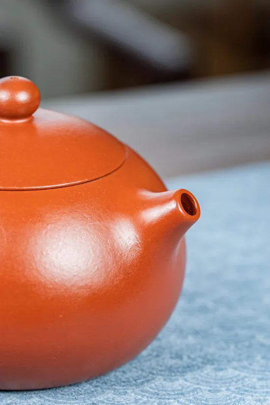 Yixing Zisha Teapot - Rare Dahongpao Clay, Xishi Design 1