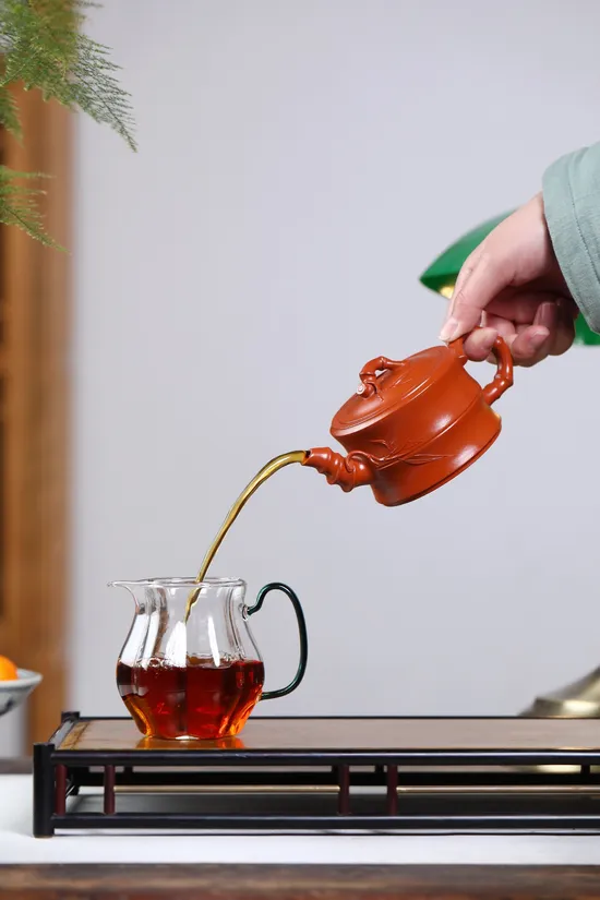 Premium Yixing Clay Teapot – Handcrafted Bamboo Design, 20cc 1