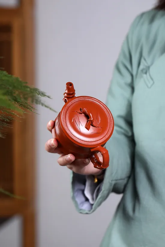 Premium Yixing Clay Teapot – Handcrafted Bamboo Design, 20cc 5
