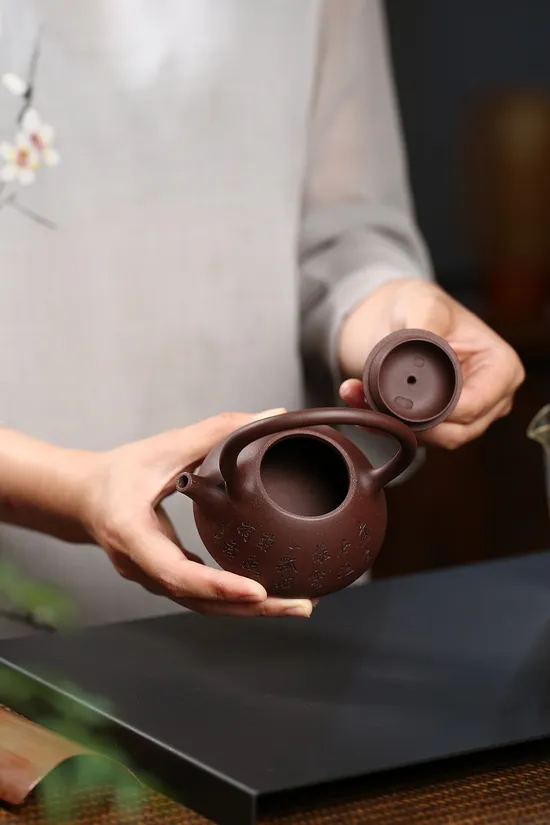Yixing Zisha Teapot | Handmade Stone Dipper Design | Artisan Craft 6