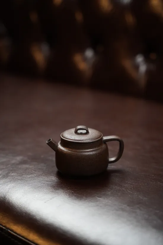 Yixing Zisha Teapot | Handcrafted Clay Pot, Ancient Firing Technique 2