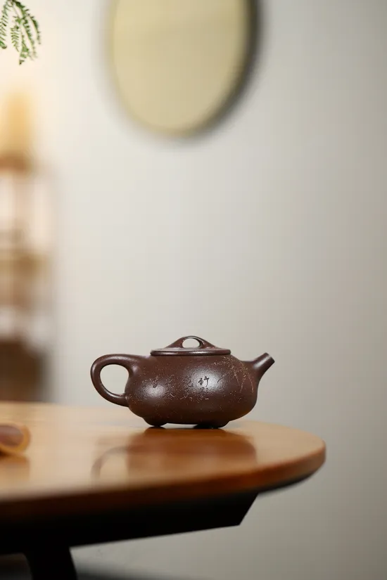 Yixing Clay Teapot | Handcrafted Zisha Teapot | Classic Jingzhou Shipiao 5