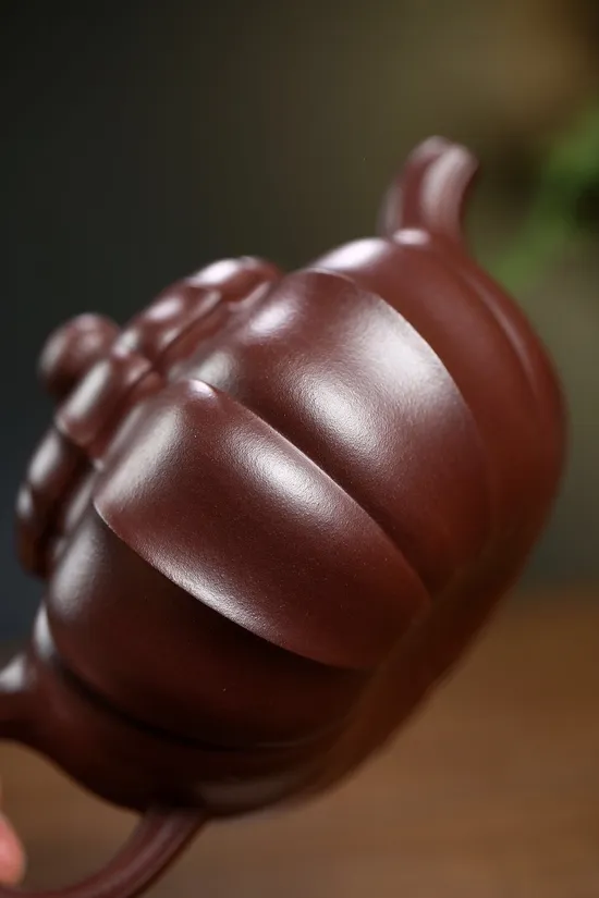 Yixing Zisha Teapot - Wang Fang Masterpiece | Collectible Purple Clay Art 4