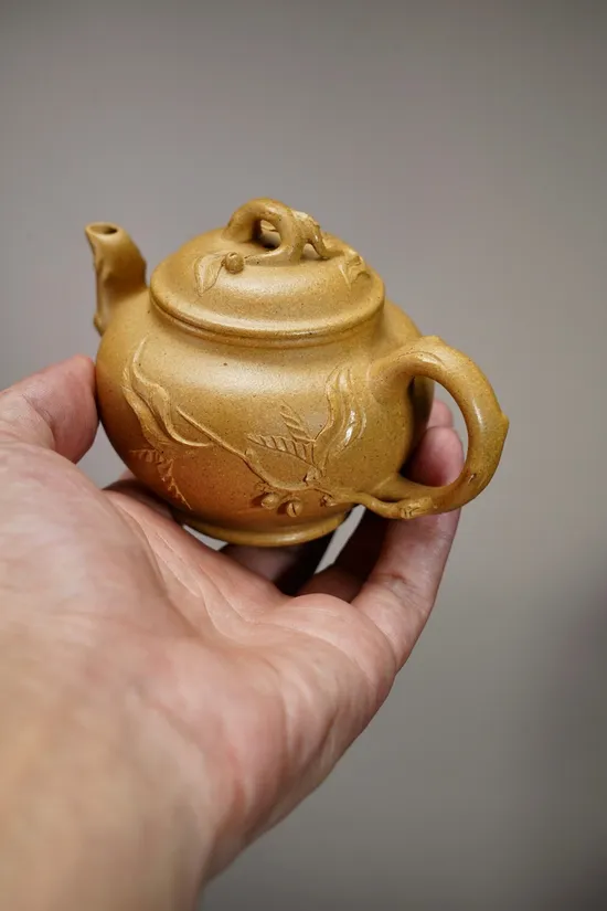 Zisha Teapots: Classic Spring Herald Model | premium aged duan clay 1