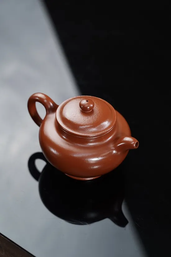 Premium Yixing Clay Teapot | Handcrafted Zhu Ni 200cc Artisan Pot 1