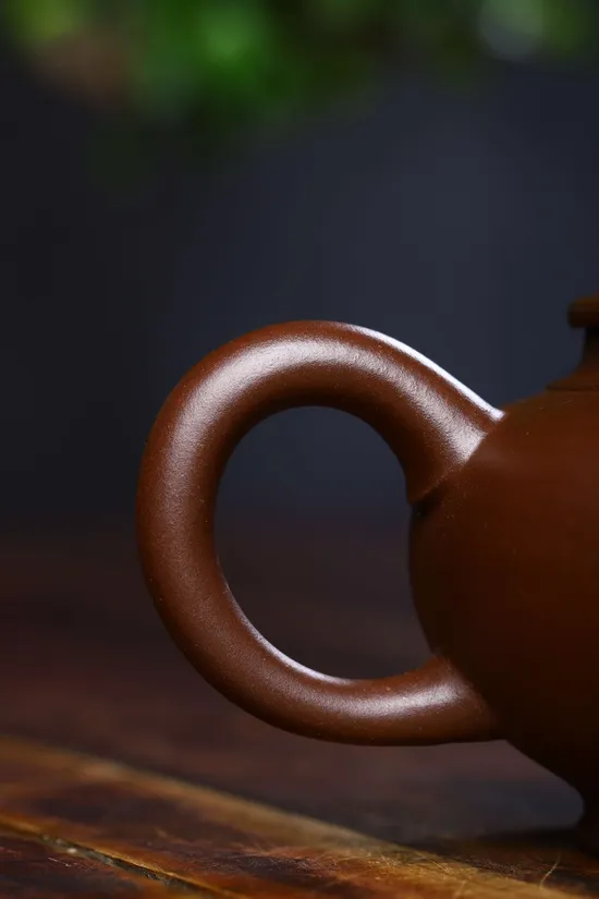 Premium Yixing Zisha Clay Teapot | National Master Crafted Teapots 4