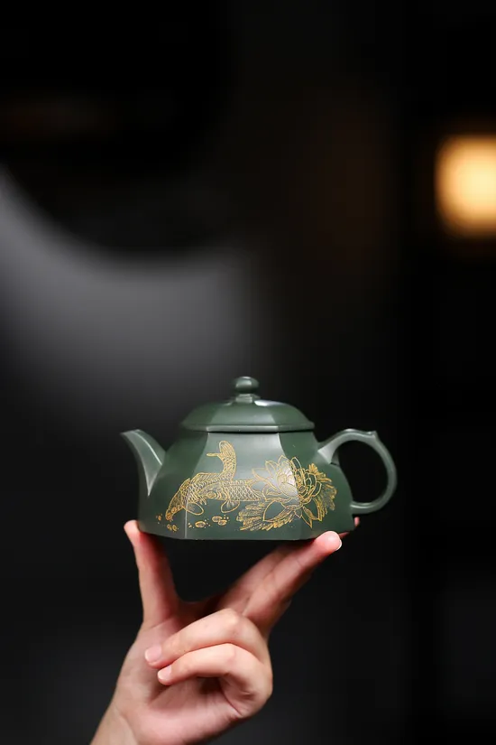 Artisan Yixing Zisha Teapots | Handcrafted Clay Masterpieces 5