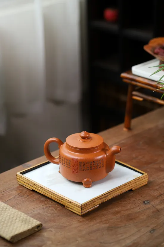 Zisha Teapots: crab yellow duan clay | hand-carved inscriptions 5