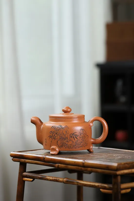Zisha Teapots: crab yellow duan clay | hand-carved inscriptions 7