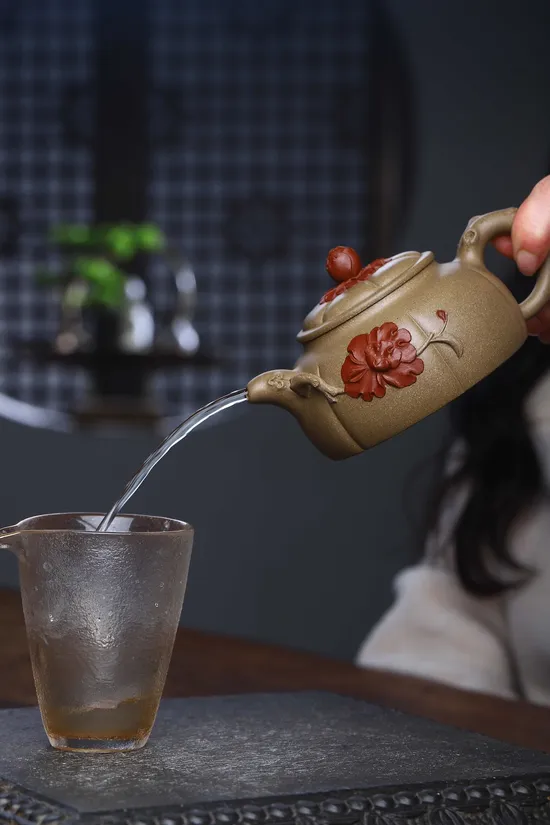 Zisha Teapots: 2 | 400 CNY | Xu Liuming | Duan-Da Hong Pao clay 2