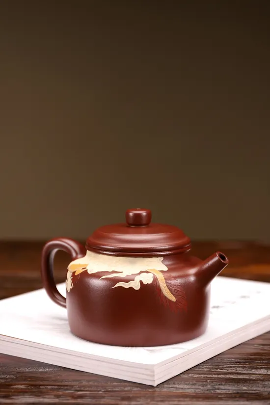 Premium Handcrafted Yixing Zisha Teapot by Hui Haiqin | 4500 CNY Artisan Craft 9