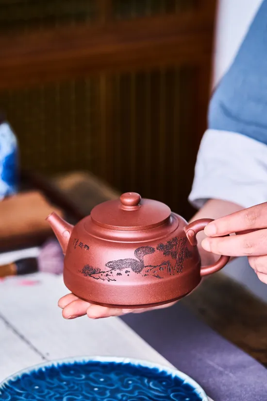 Handcrafted Yixing Clay Teapot - Artistic Fish Trap Design by Master Chen 6