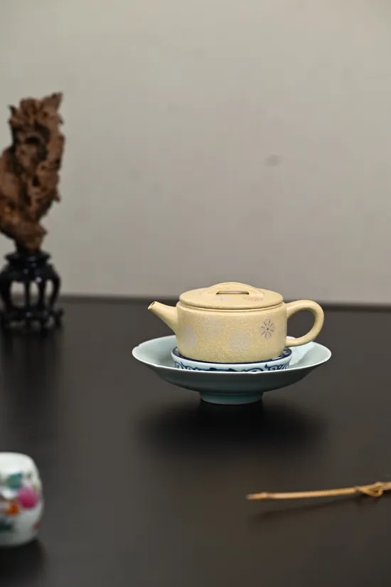 Zisha Teapots: 900 CNY | 150cc | Benshan green clay 2