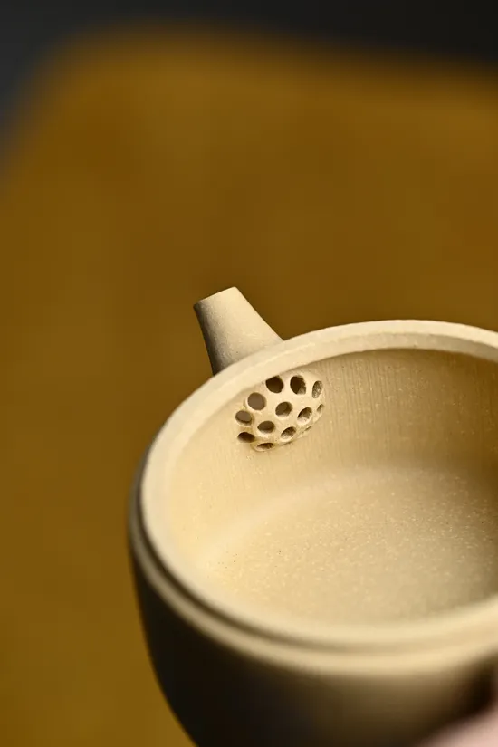 Zisha Teapots: 900 CNY | 150cc | Benshan green clay 6