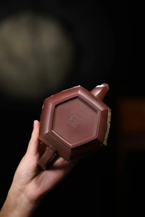 Premium Yixing Zisha Teapot Handcrafted Artisan Ceramic Teapots 7