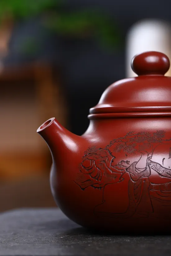 Collectible Master-Crafted Yixing Zisha Teapot – Premium Dragon Blood Clay 2