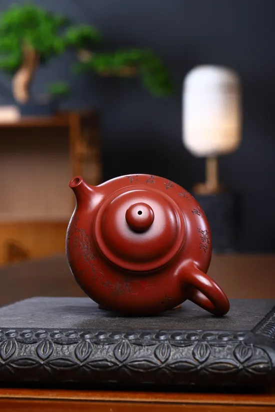 Collectible Master-Crafted Yixing Zisha Teapot – Premium Dragon Blood Clay 7