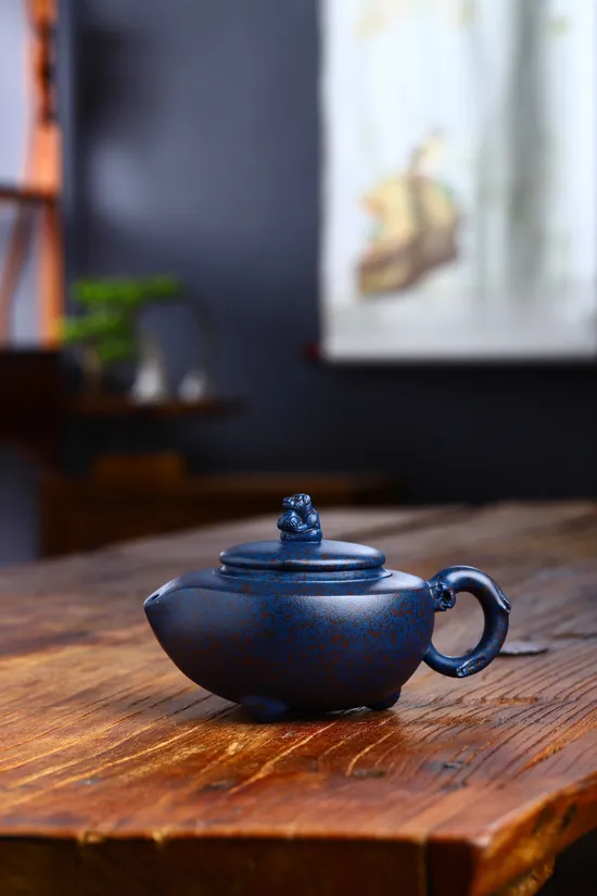 Yixing Clay Teapot | Handcrafted Peach Design | 330cc Artisan Teapot 1