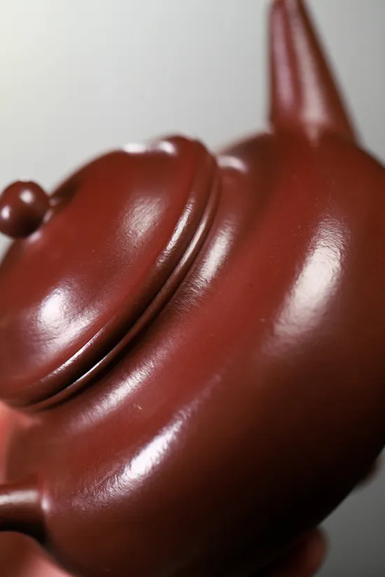 Yixing Shihong Clay Teapot: Rare Handcrafted Artisan Teapot 4