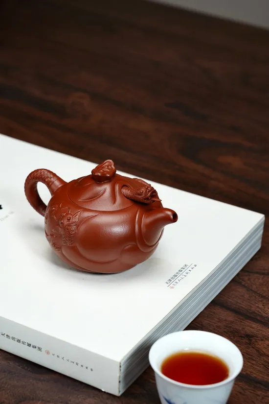 Handcrafted Yixing Zisha Teapot – Artisan Clay Teapots 1