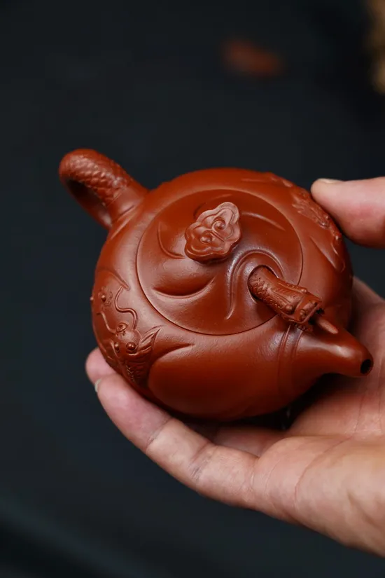 Handcrafted Yixing Zisha Teapot – Artisan Clay Teapots 9