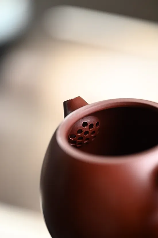 Premium Yixing Zisha Clay Teapot – Dragon Egg Design, 20cc Artisan Craft 4