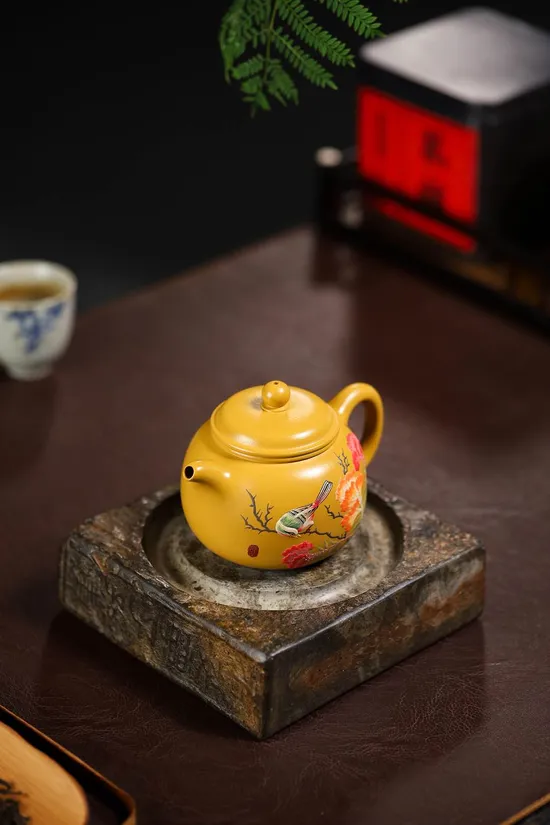 Best Yixing Zisha Teapot | Handcrafted Golden Vermilion Clay Pot 5