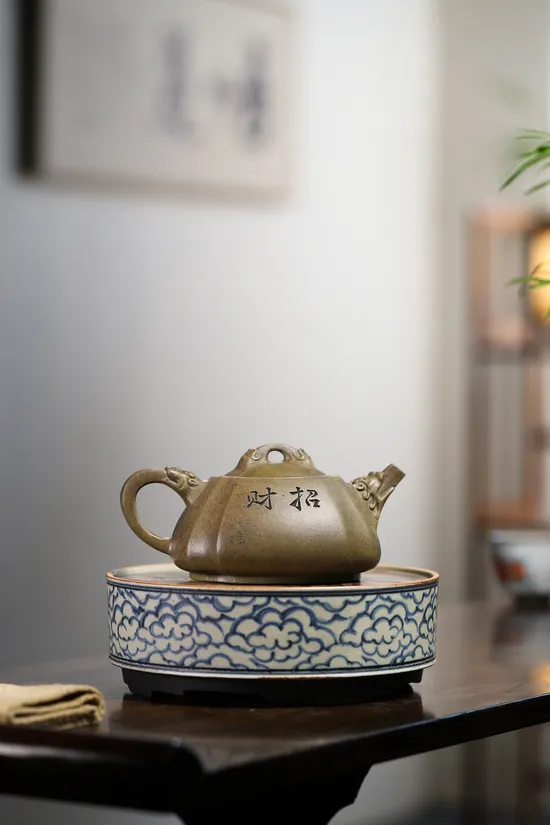 Yixing Zisha Teapot | Dragon's Back Green Clay | 10cc 3