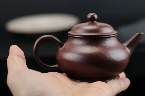 Handcrafted Yixing Clay Teapot | Classic Design & Natural Mineral Clay 8