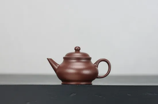Handcrafted Yixing Clay Teapot | Classic Design & Natural Mineral Clay 9