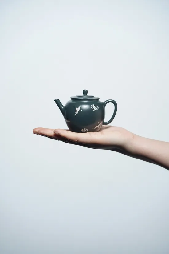 Premium Yixing Teapot | Handcrafted Zisha Clay Teapot 150cc 2