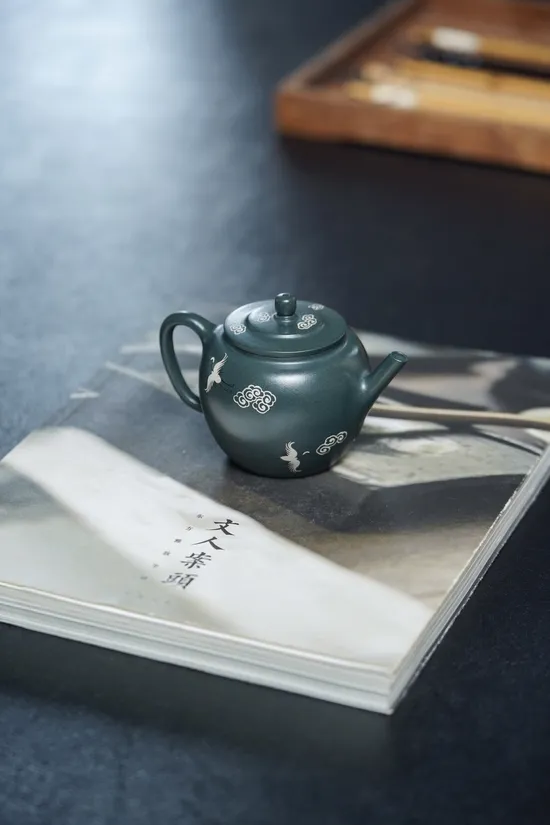Premium Yixing Teapot | Handcrafted Zisha Clay Teapot 150cc 5