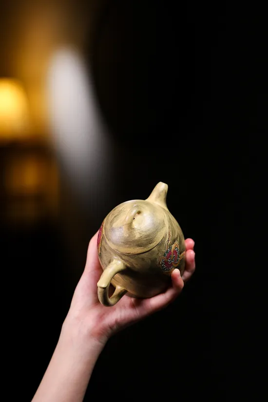 Zisha Teapots: Ben Shan Green Clay | Qilin decoration 1
