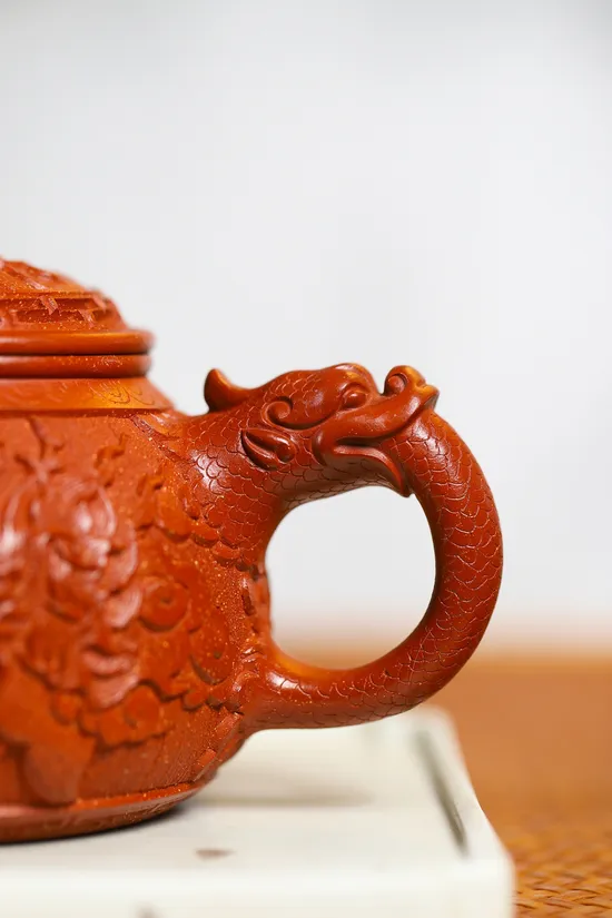 Yixing Carved Dragon Teapot | Master Zhang Weijun | Zhu Ni Clay Art 7