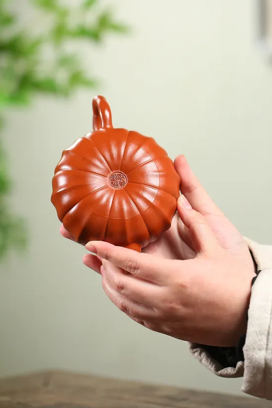Premium Yixing Clay Teapot - Lotus Design, Handcrafted Artisan Set 2