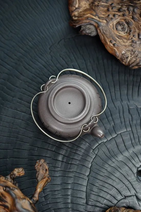 Premium Yixing Clay Teapot | Handcrafted Zisha Artistry 5