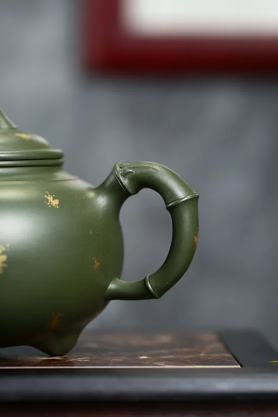 Yixing Zisha Teapot - Three-Legged Bamboo Tripod by Jiang Yaping 7
