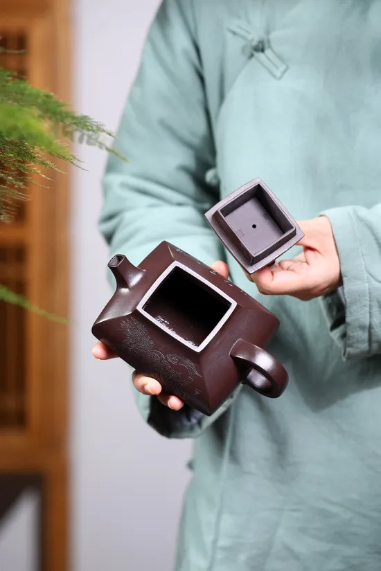 Best Yixing Clay Teapots | Collector's Masterpiece 1