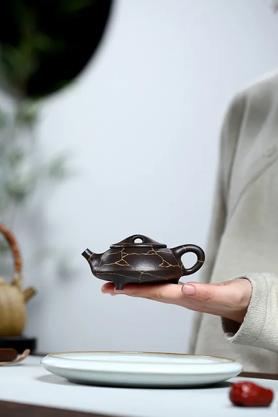 Premium Yixing Clay Teapot Handcrafted | Authentic Zisha Artisan Pottery 9