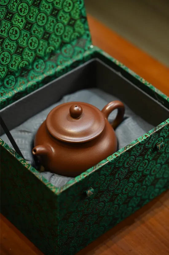 Yixing Teapot | Handcrafted Zisha Clay Pot | Premium 260cc 1