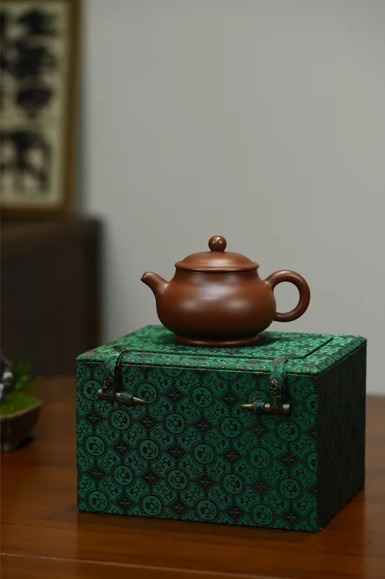 Yixing Teapot | Handcrafted Zisha Clay Pot | Premium 260cc 2