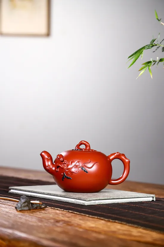 Zisha Teapots: Squirrel and Grapes Set | 2100 CNY 5