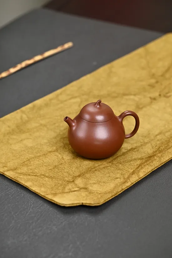 Authentic Yixing Zisha Teapot | Handcrafted Purple Clay Teapot 6