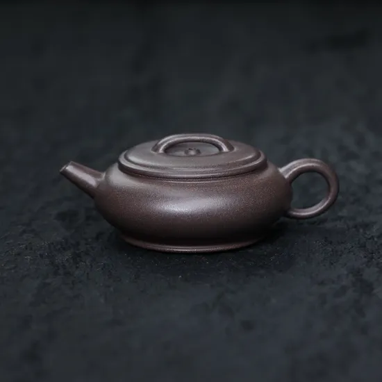 Premium Yixing Zisha Teapot: Tianqing Clay, Handcrafted Artistry 2