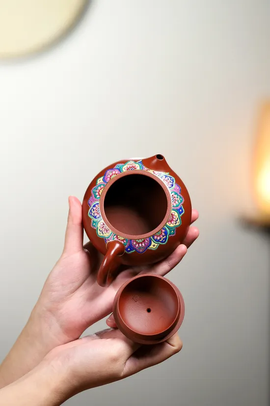 Yixing Teapot Masterpiece: Handcrafted Zisha Clay Art by Yang Peng 2