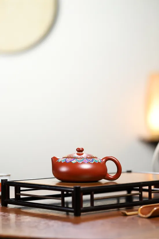 Yixing Teapot Masterpiece: Handcrafted Zisha Clay Art by Yang Peng 7
