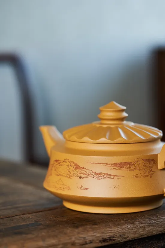 Premium Yixing Zisha Teapot | Handcrafted Artistry & Authentic Design 5