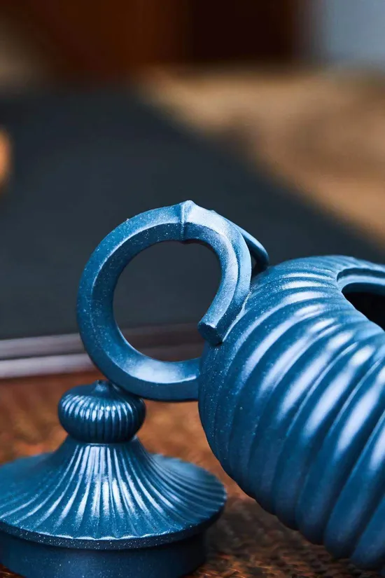 Premium Yixing Zisha Teapot | Artisan Crafted Clay Teapots 5