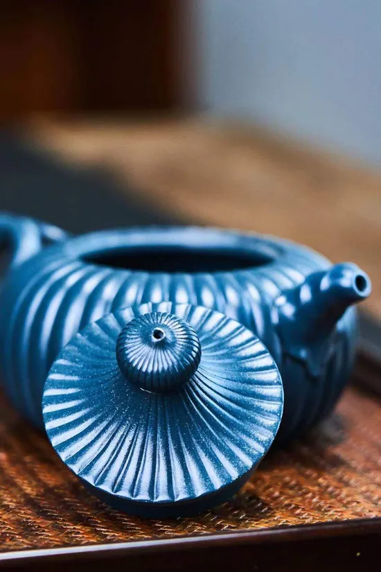 Premium Yixing Zisha Teapot | Artisan Crafted Clay Teapots 6