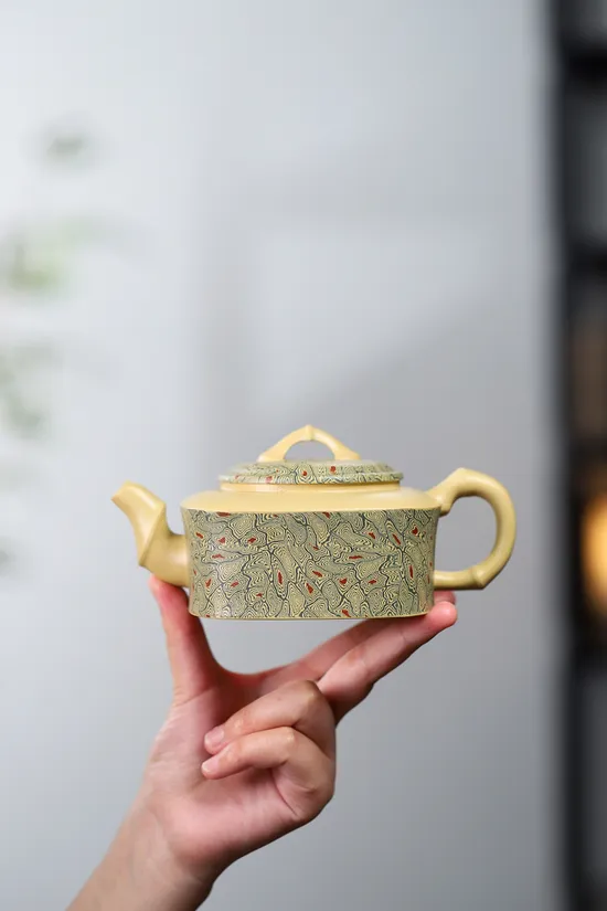 Handcrafted Yixing Clay Teapot Jiaoni Sifang Zhu | Artisan Yuan Lianyun | 400cc 8